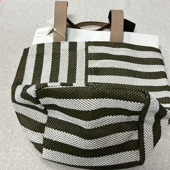 TORY Burch Gracie Striped Canvas Tote in Green Stripe - Picture 7 of 10